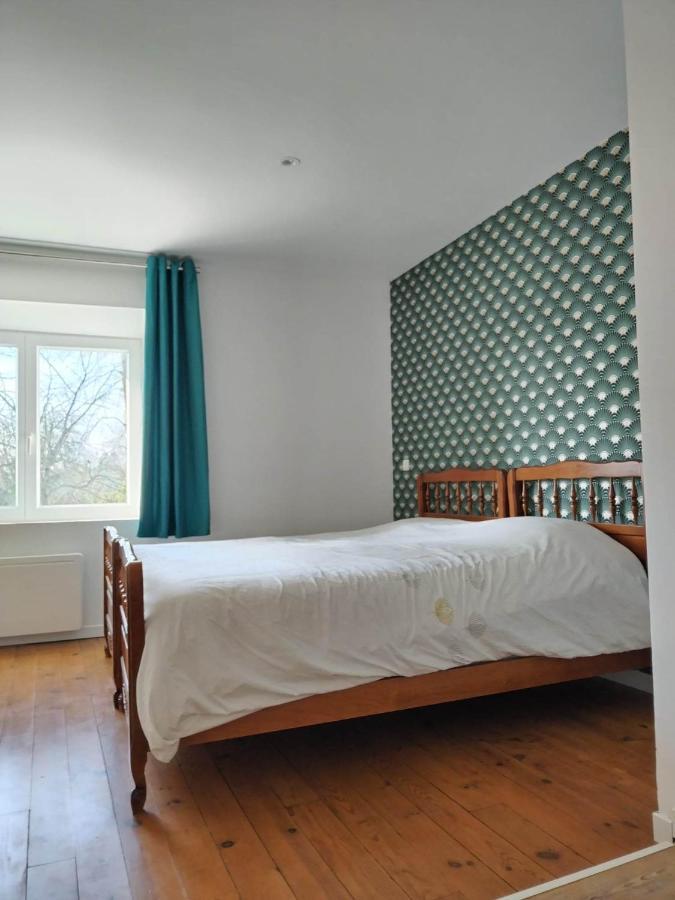 Вілла Le Logis Du Bourgneuf Charmante Petite Maison Le Bourgneuf-la-Foret Екстер'єр фото
