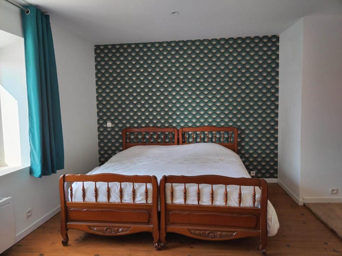 Вілла Le Logis Du Bourgneuf Charmante Petite Maison Le Bourgneuf-la-Foret Екстер'єр фото
